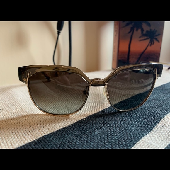 Chloe Sunnies - Picture 2 of 5